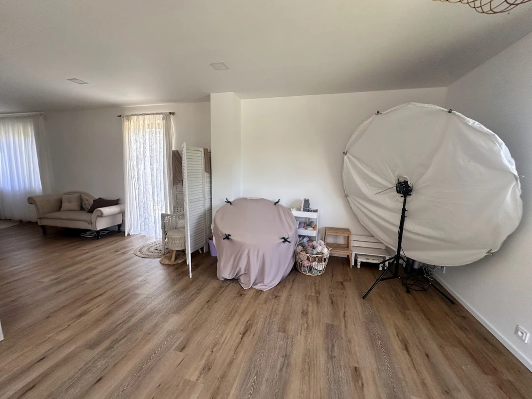 Newborn rekvizity v ateliéru